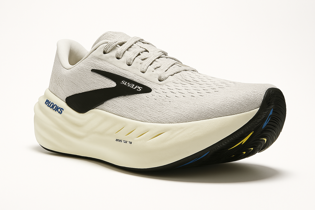 Minimalist Running Shoes – Soft Beige with Sleek Black Accents
